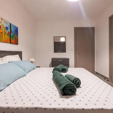 Апартаменты Marina Di Valletta View