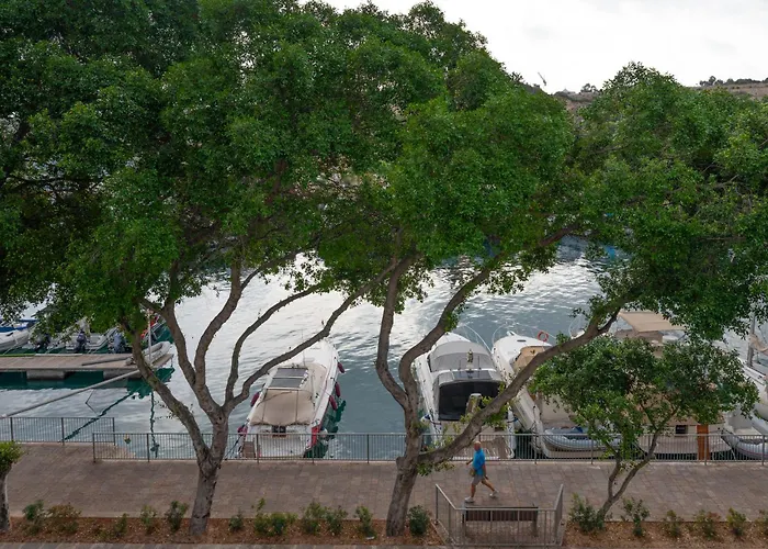 Apartment Marina Di Valletta View